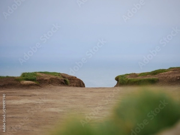 Fototapeta beware the cliffs