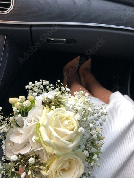 Fototapeta bride with bouquet
