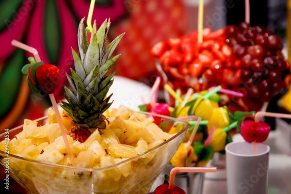 Obraz portion of pineapple on fruit table