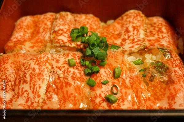 Obraz 村上牛、レアステーキ丼