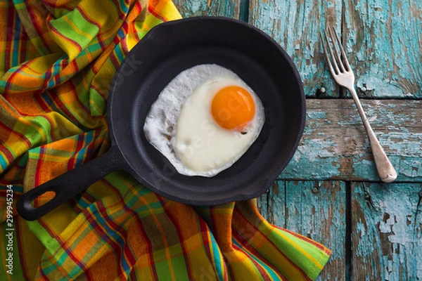Obraz fried egg in a frying pan