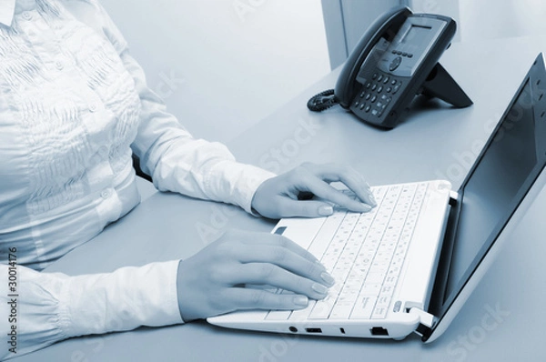 Fototapeta Hands of a young girl