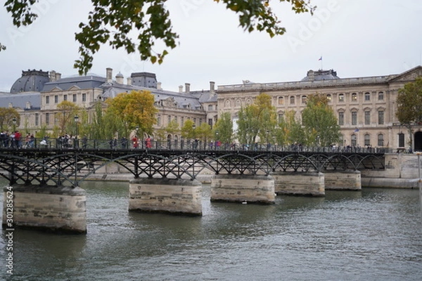 Obraz セーヌ川の木橋