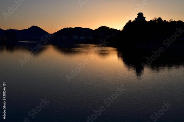 Fototapeta 犬山城からの日の出