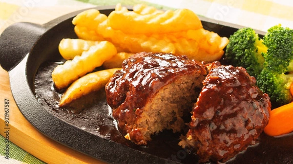 Fototapeta 鉄板ハンバーグ