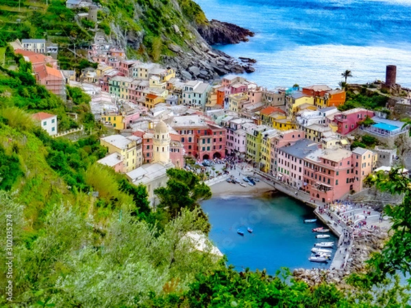 Obraz exploring  the costal village of Vernazza, which is a small village in the Liguria region of Italy known as Cinque Terra