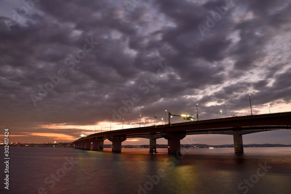 Fototapeta 日の出　朝焼け