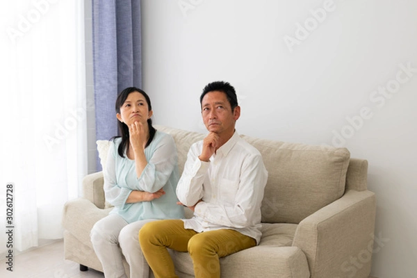Fototapeta 考える夫婦
