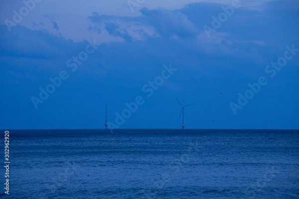 Fototapeta 水平線のプロペラ