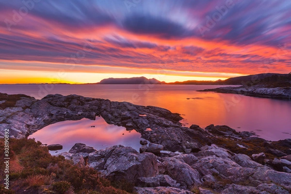 Obraz Seashore at the coast of kristiansund in norway