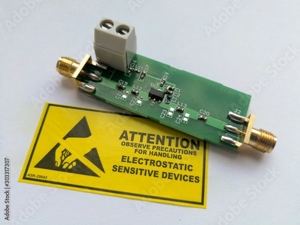 Fototapeta ESD marking label and electronic RF component module