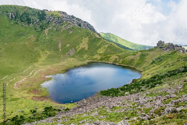 Obraz mountain halla lake