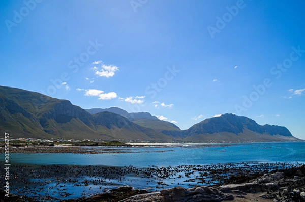 Fototapeta lake and mountains