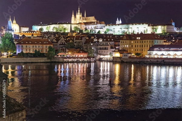 Fototapeta 夜景　プラハ城とカレル橋　ヴィート大聖堂
