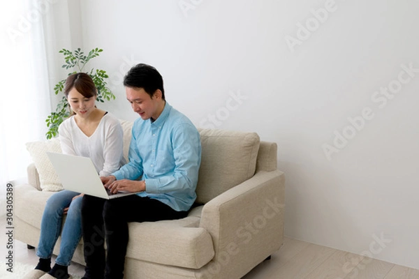 Fototapeta  予定をたてる夫婦