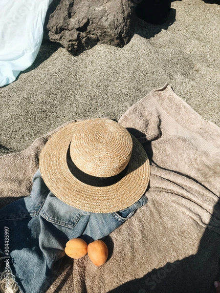 Obraz straw hat on the beach