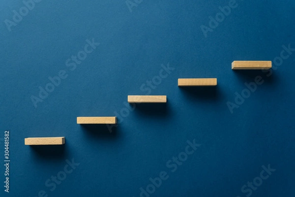 Fototapeta Drewniane kołki tworzące schody