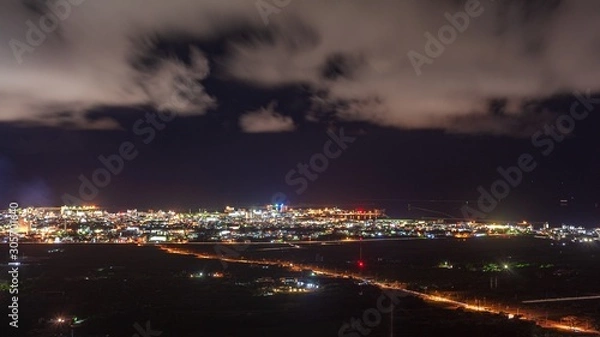 Fototapeta 沖縄県・石垣市 展望台から眺める石垣島の夜景