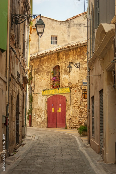 Obraz narrow street in arles