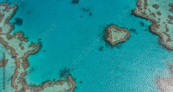 Fototapeta vue aérienne à basse altitude, de la grande barrière de corail, en australie