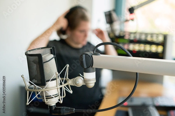 Obraz Mikrofon im Radiostudio