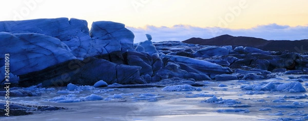 Obraz ice on the lake