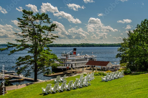 Obraz steamship on lake