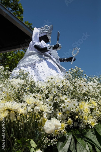 Obraz Statue of iemanja with flowers. Santos, Brazil