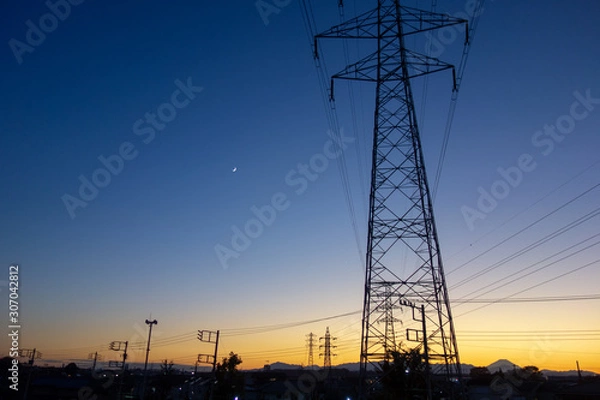 Fototapeta 夕焼けと空と鉄塔