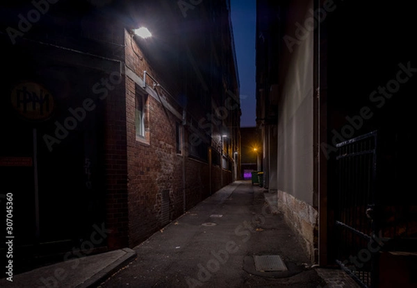 Obraz empty back alley at night