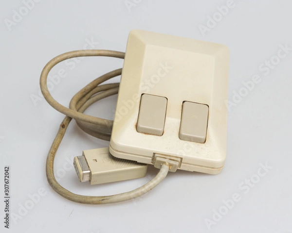 Obraz Old technology Retro Vintage computer PC desktop mouse off-colour beige very dirty, grimy, filthy old obsolete technology historic equipment technology with new mice being almost the same