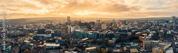 Obraz Aerial Panoramiczny widok nad Sheffield City podczas mroźnego zimowego poranka
