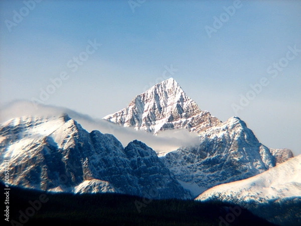 Obraz Rocky Mountain Peak with Misty Cloud