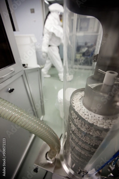 Obraz Pharmaceutical pill manufacturing machine