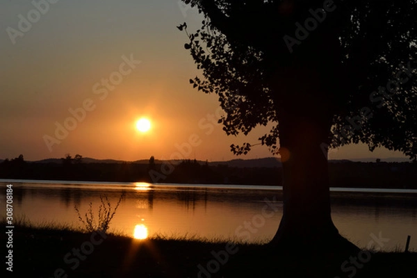 Obraz Atardecer en el Embalse de Cazalegas Toledo España