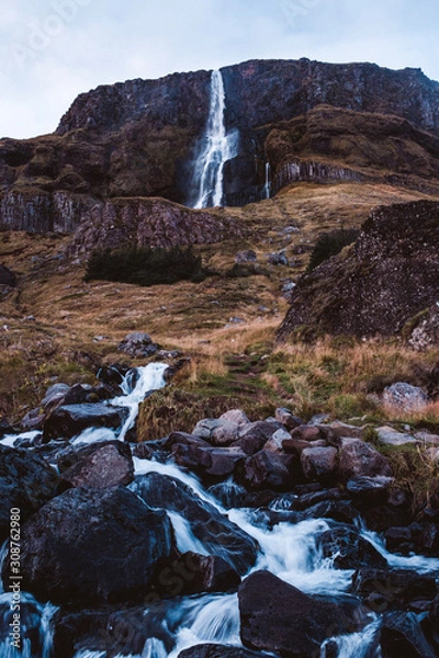 Obraz Kleiner Wasserfall Island