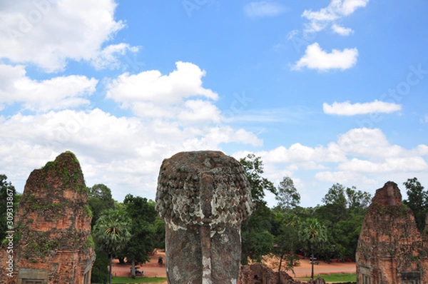 Fototapeta 天空の東メボン遺跡の獅子