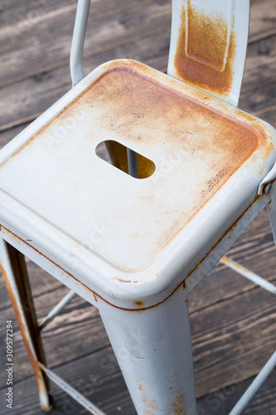 Obraz 錆びた椅子