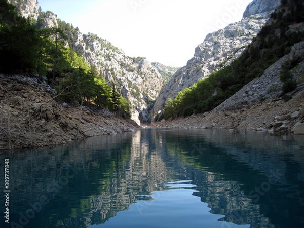 Obraz river in mountains