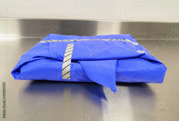 Obraz Wrapped Sterile Surgical Instruments