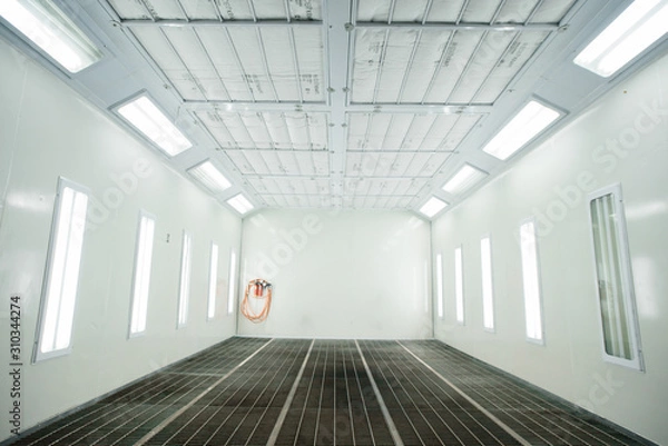 Fototapeta empty car painting box