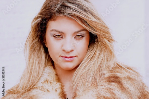 Fototapeta Cover Girl