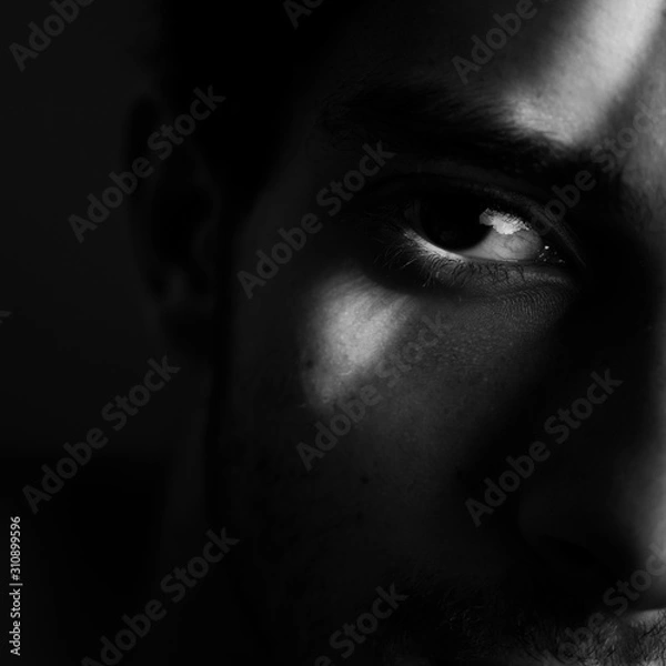 Fototapeta cute eye black and white shadows light illuminated