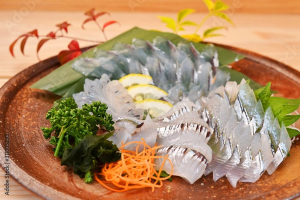 Fototapeta サヨリと日本酒でコップ酒