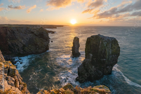Obraz Stack rocks, sea cliffs on Pembrokeshire coast.