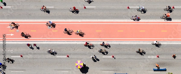 Obraz Aerial view of the Paulista Avenue bike lane on a Sunday in Sao Paulo