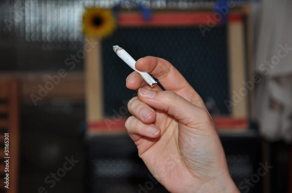 Obraz hand mit Zigarette