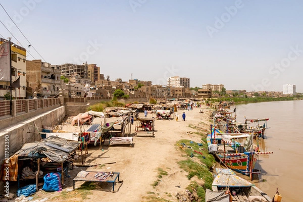 Fototapeta Sukkur Indus River Slums 31