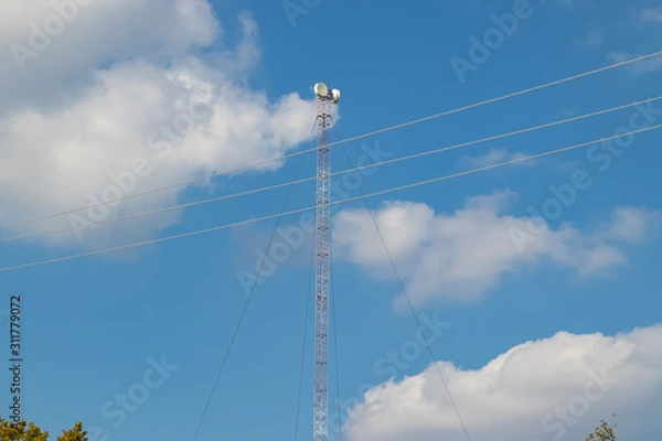 Obraz Cellular repeater, mast for broadcasting wireless communication and the Internet