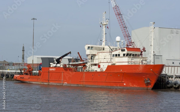 Fototapeta Red survey ship